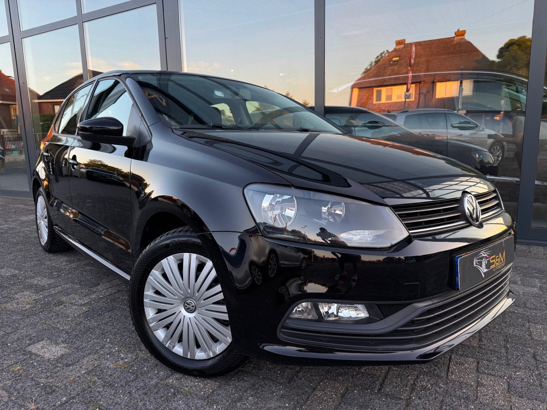 Volkswagen POLO 1.0, Gebruikt, Euro 6, 60 pk, Zwart