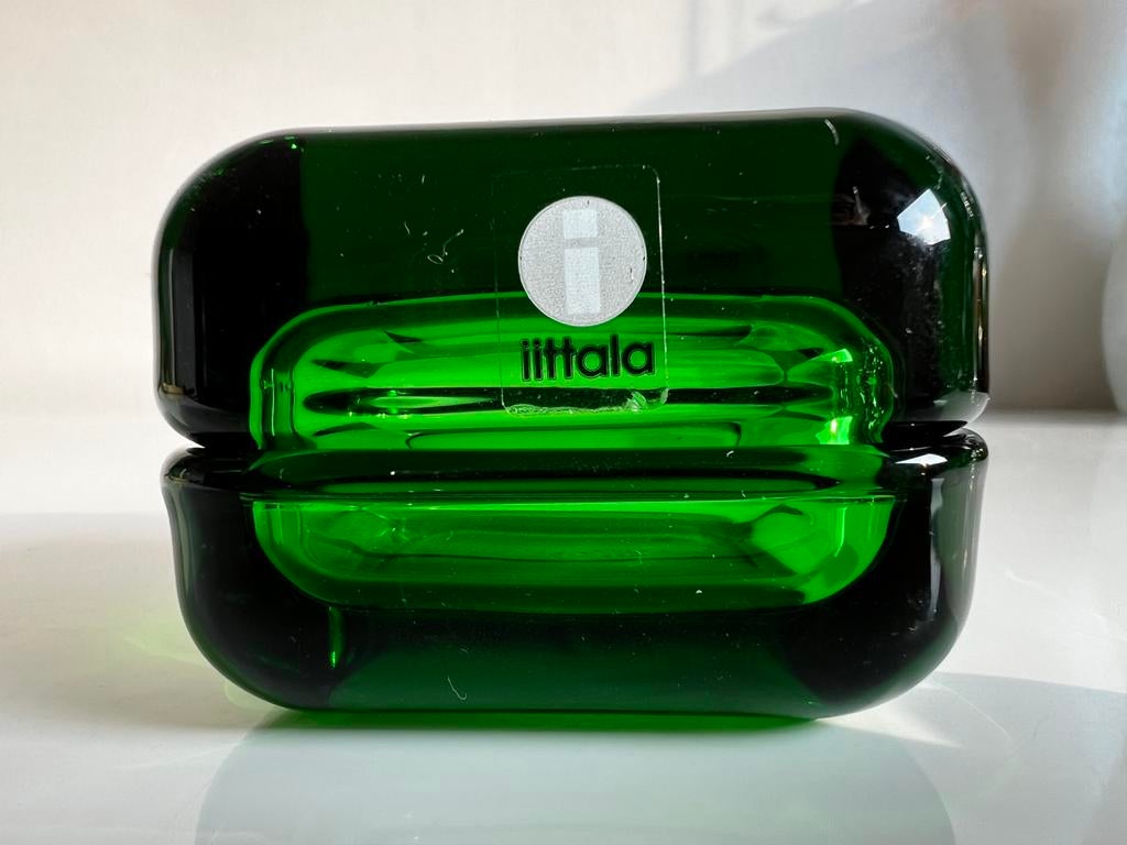 Iittala Vitriini Glas Box Smaragdgroen Penttinen~60x60, Schaal, Vierkant, Ophalen of Verzenden, Glas