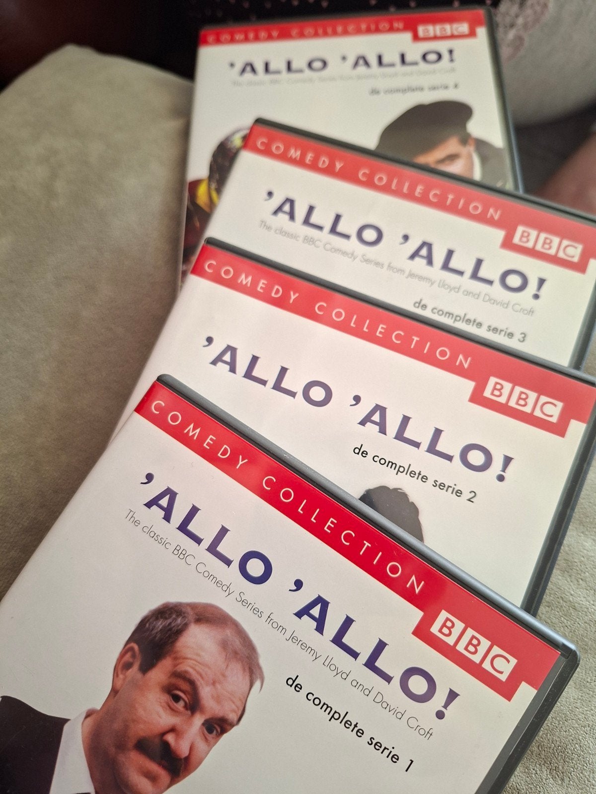 allo allo seizoen 1t/m 4, Vanaf 16 jaar, Ophalen of Verzenden, Zo goed als nieuw