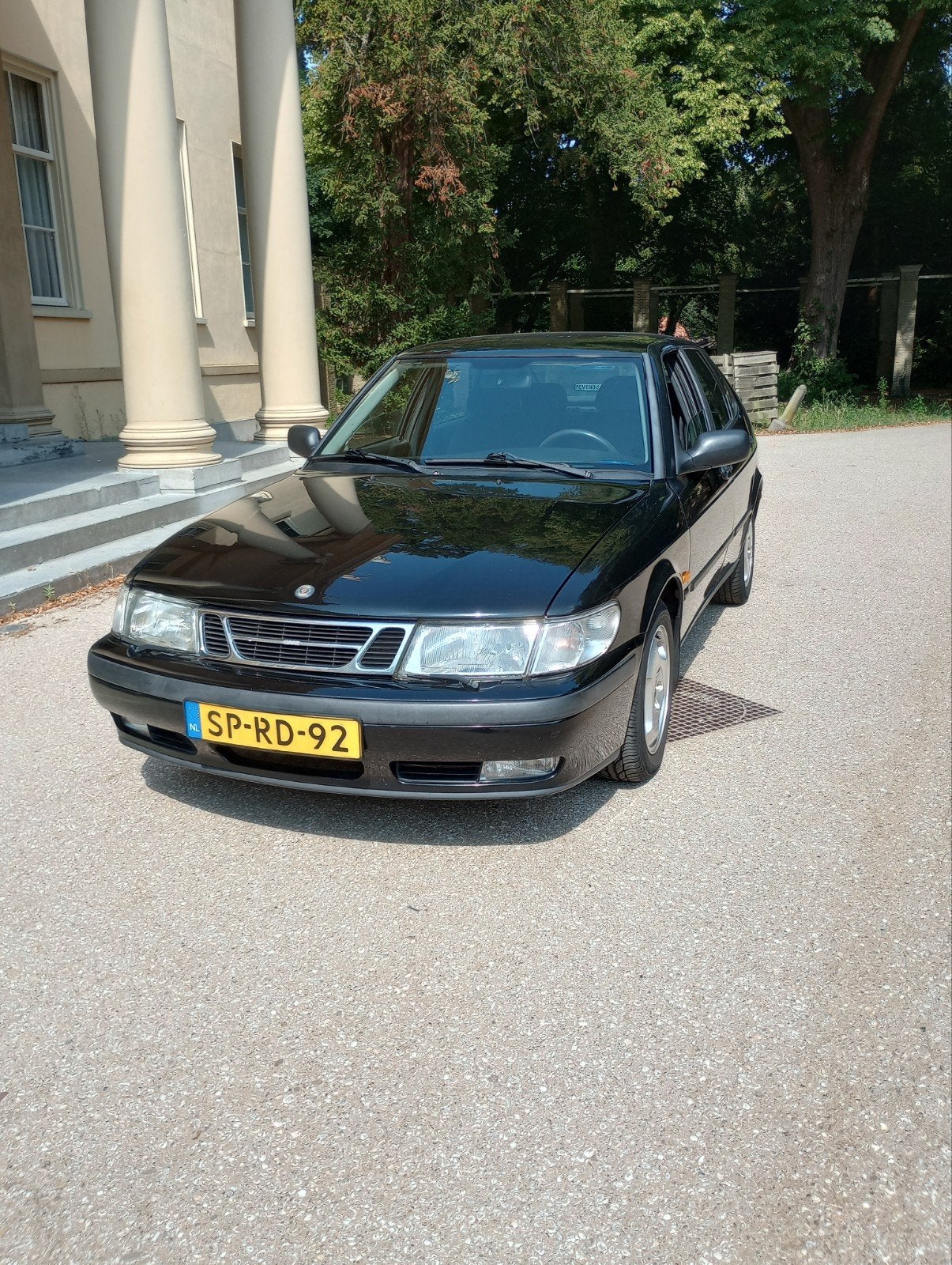 Saab 900 2.0 I HB AUT 1998 Zwart, Auto's, 4 cilinders, Zwart, Origineel Nederlands, Saab 900