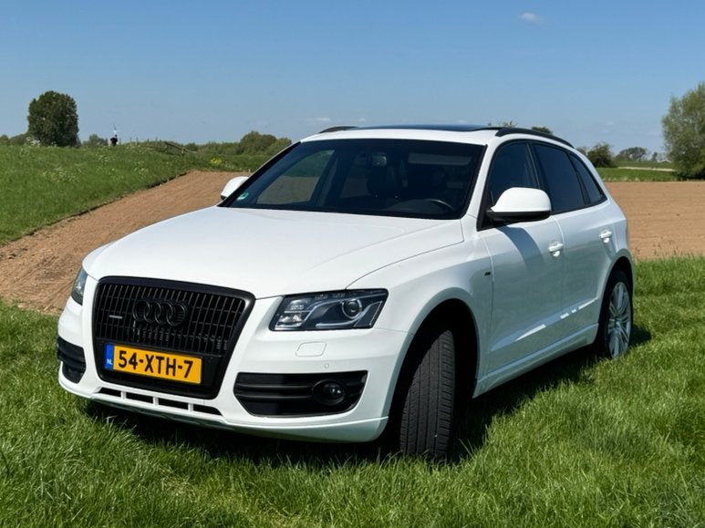 Audi Q5 2.0 TFSI | Quattro | S-line | Autom.| Panod. | Trekh, Auto's, Automaat, 1730 kg, Zwart, Leder en Stof