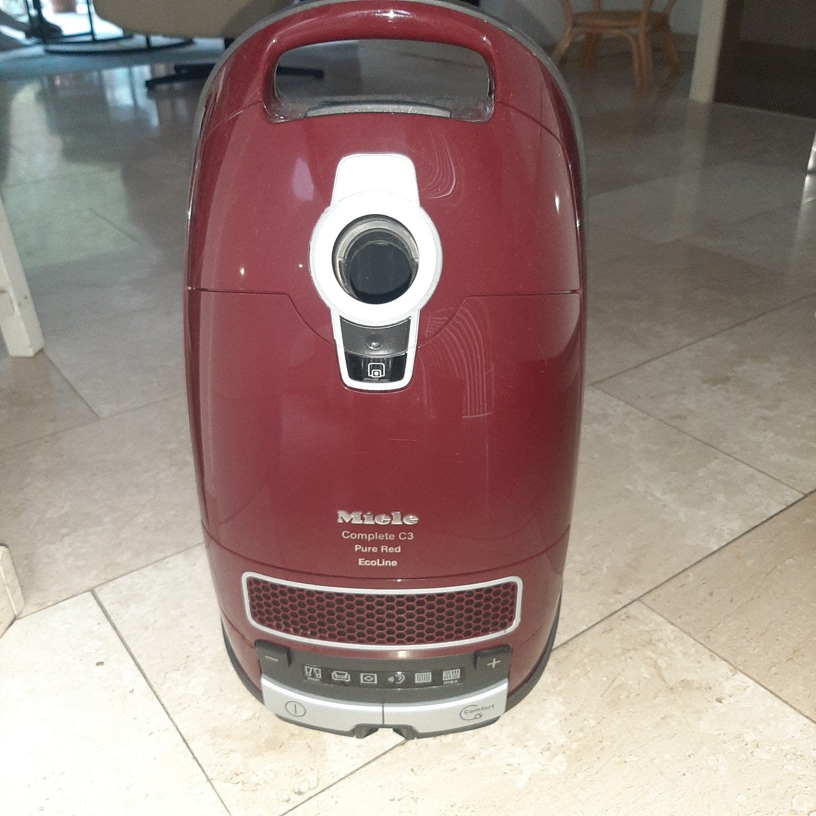 Miele C3 stofzuiger (zonder slang), Witgoed en Apparatuur, Zo goed als nieuw, Miele, Sledestofzuiger, Minder dan 1200 watt