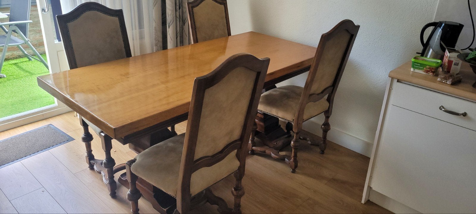 Zware houten tafel met 4 stoelen, Ophalen, Gebruikt, 50 tot 100 cm, 150 tot 200 cm