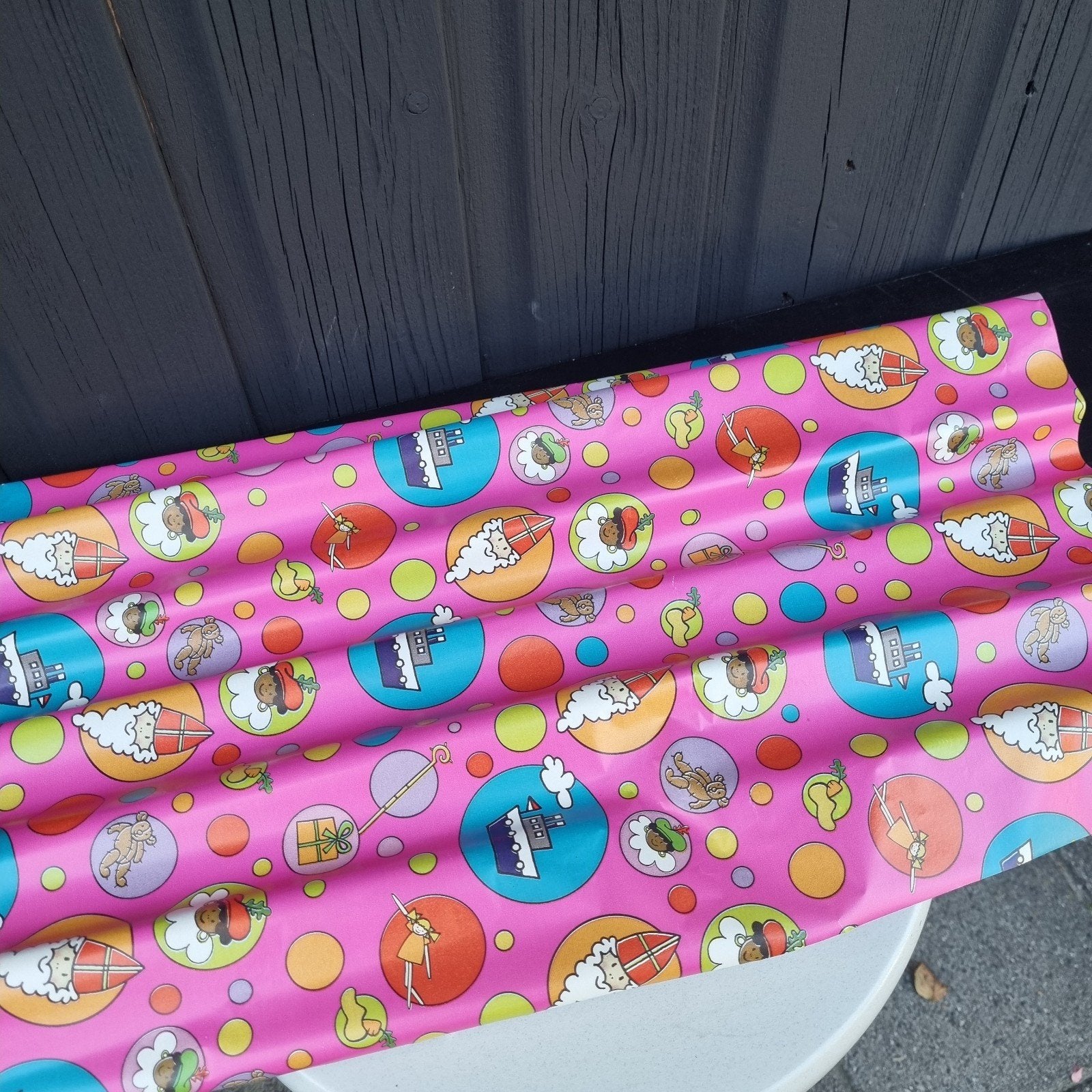 Sinterklaaspapier rol zwarte pieten nostalgisch traditioneel, Verzenden, Sqore Boutique, Sqoreboutique@gmail.com, NL