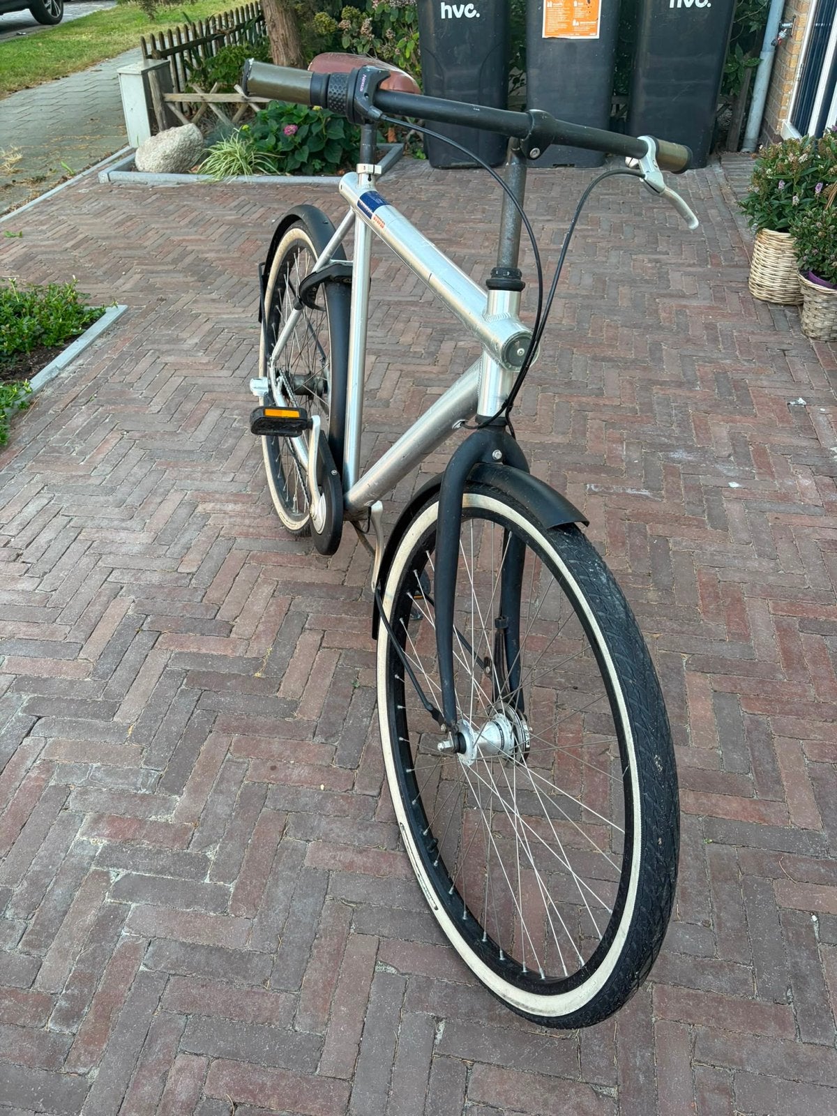 VanMoof fiets met 3 Nexus versnellingen, Fietsen en Brommers, Gebruikt, Velgrem, Versnellingen, 57 tot 61 cm