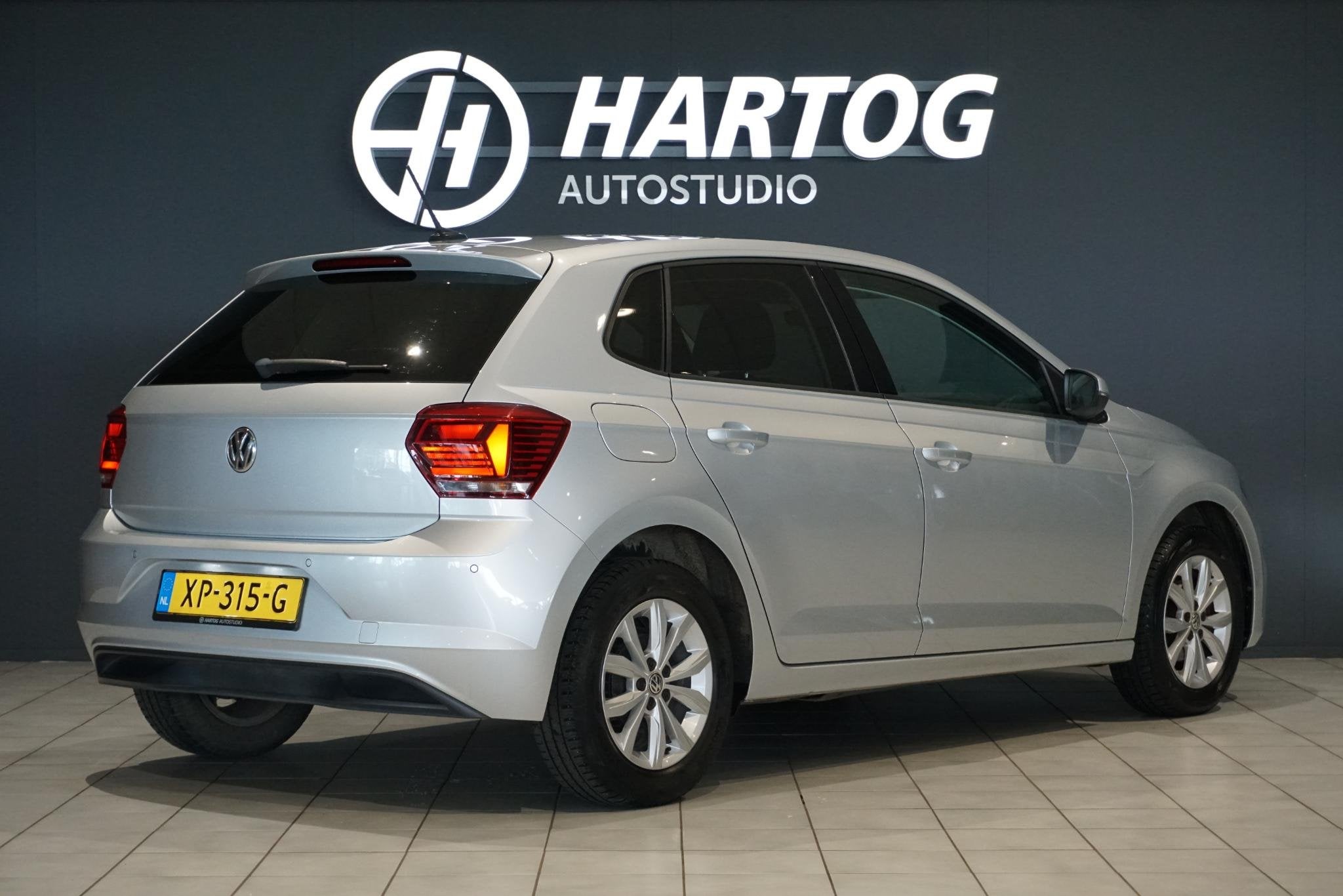 Volkswagen Polo 1.0 TSI Highline DSG + NAVI / STOELVERWARMIN, Stof, Gebruikt, 95 pk, 49 €/maand