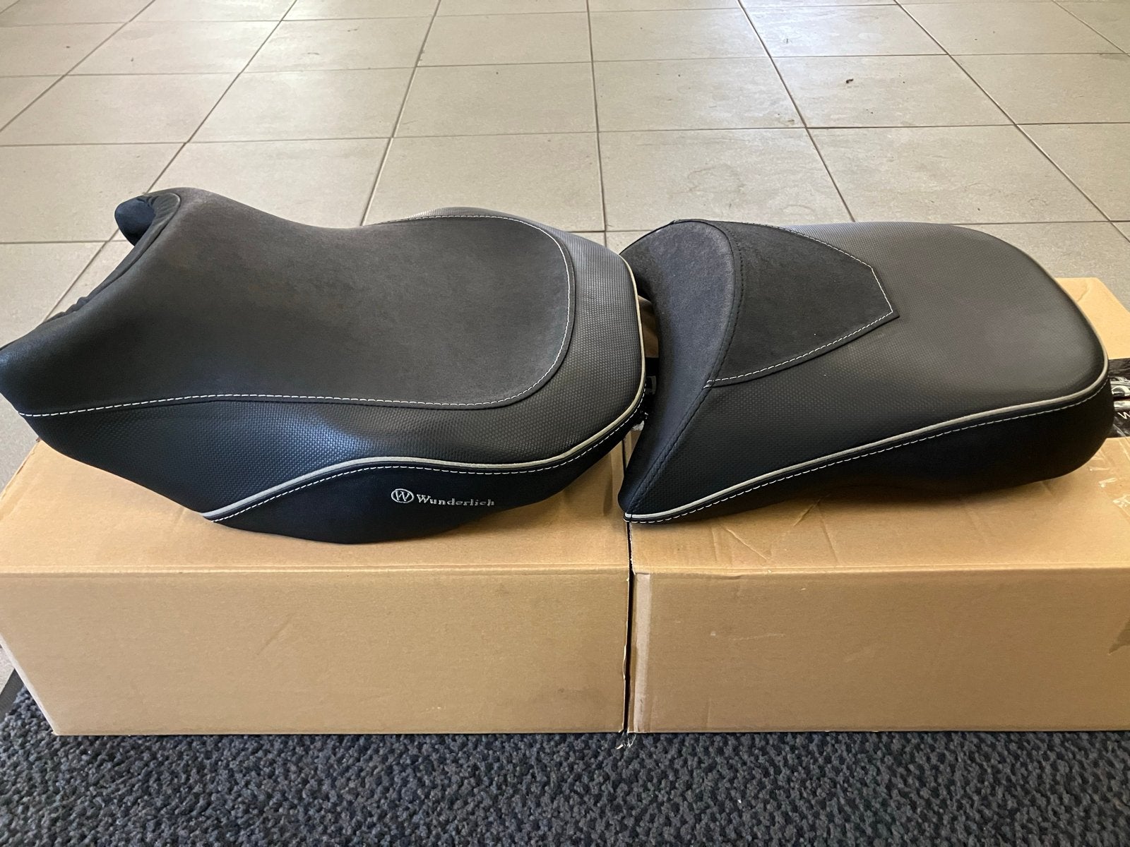 Wunderlich Aktivkomfort Zadel BMW R1200/R1250 GS/GSA (2014+), Ophalen, Gebruikt