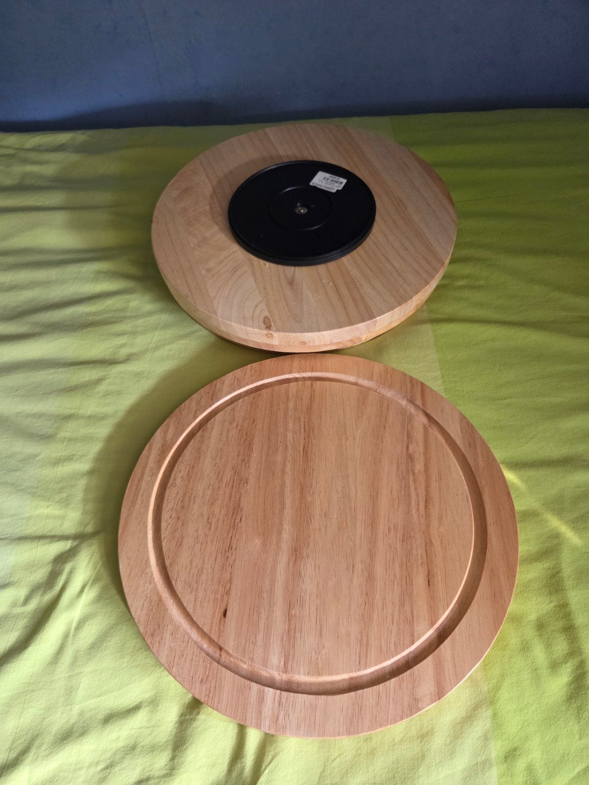 Draaiplateau van hout - Serveerplank - Taartplateau, Hout, Snij-/serveerplank, Ophalen of Verzenden, Zo goed als nieuw