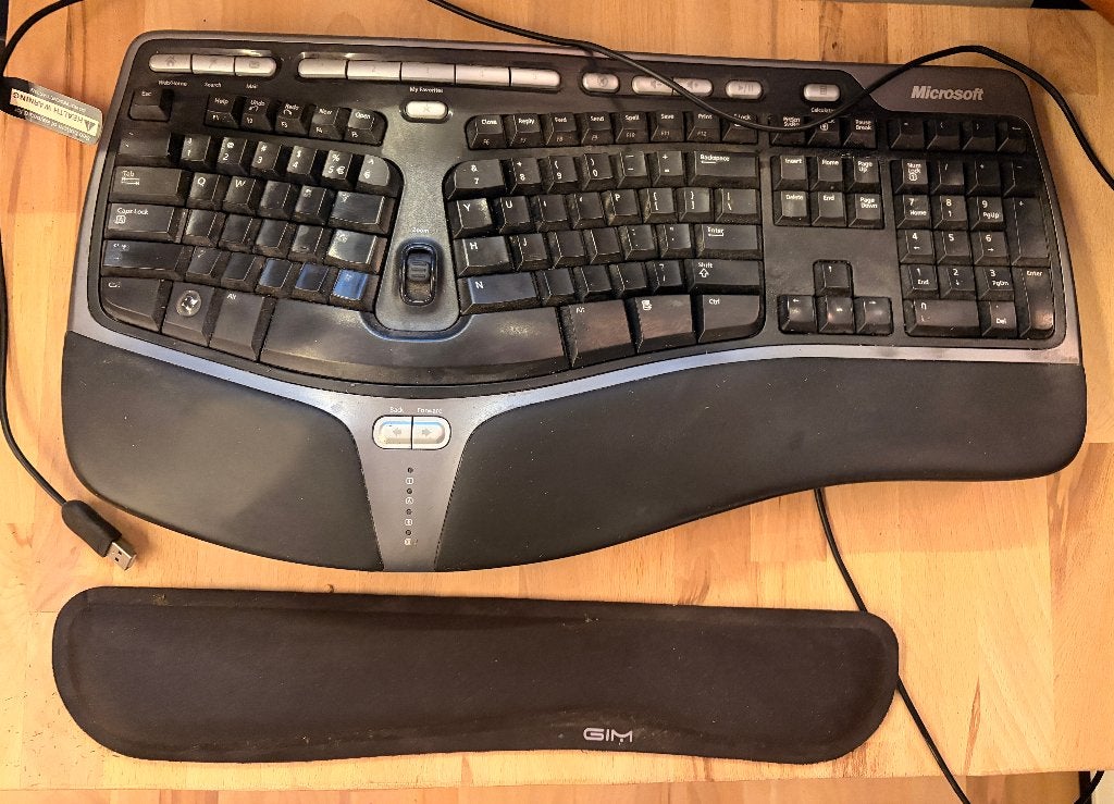 Ergonomisch toetsenbord + Schuimkussen, Ophalen, Gebruikt, Ergonomisch, Qwerty