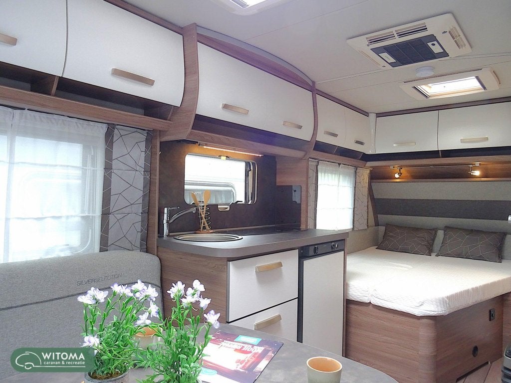 Knaus Sport 450 FU verwacht, Overige typen, Bedrijf, Serviceluik, 4 tot 5 meter