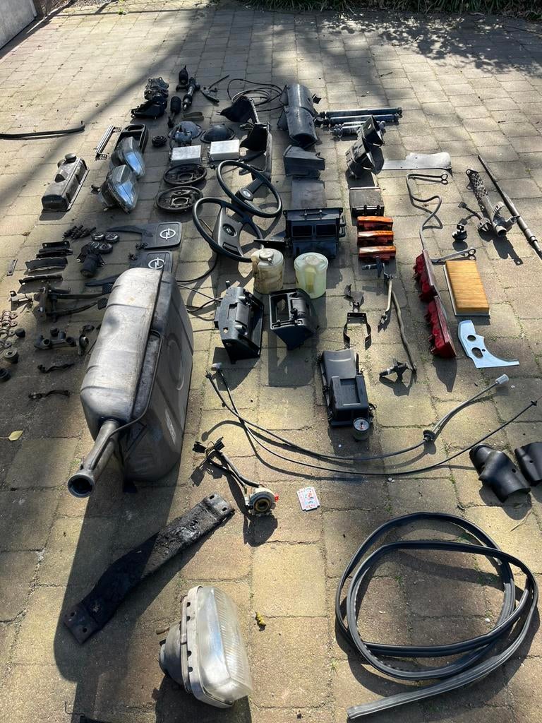 Partij Opel Kadett C onderdelen., Auto-onderdelen, Ophalen