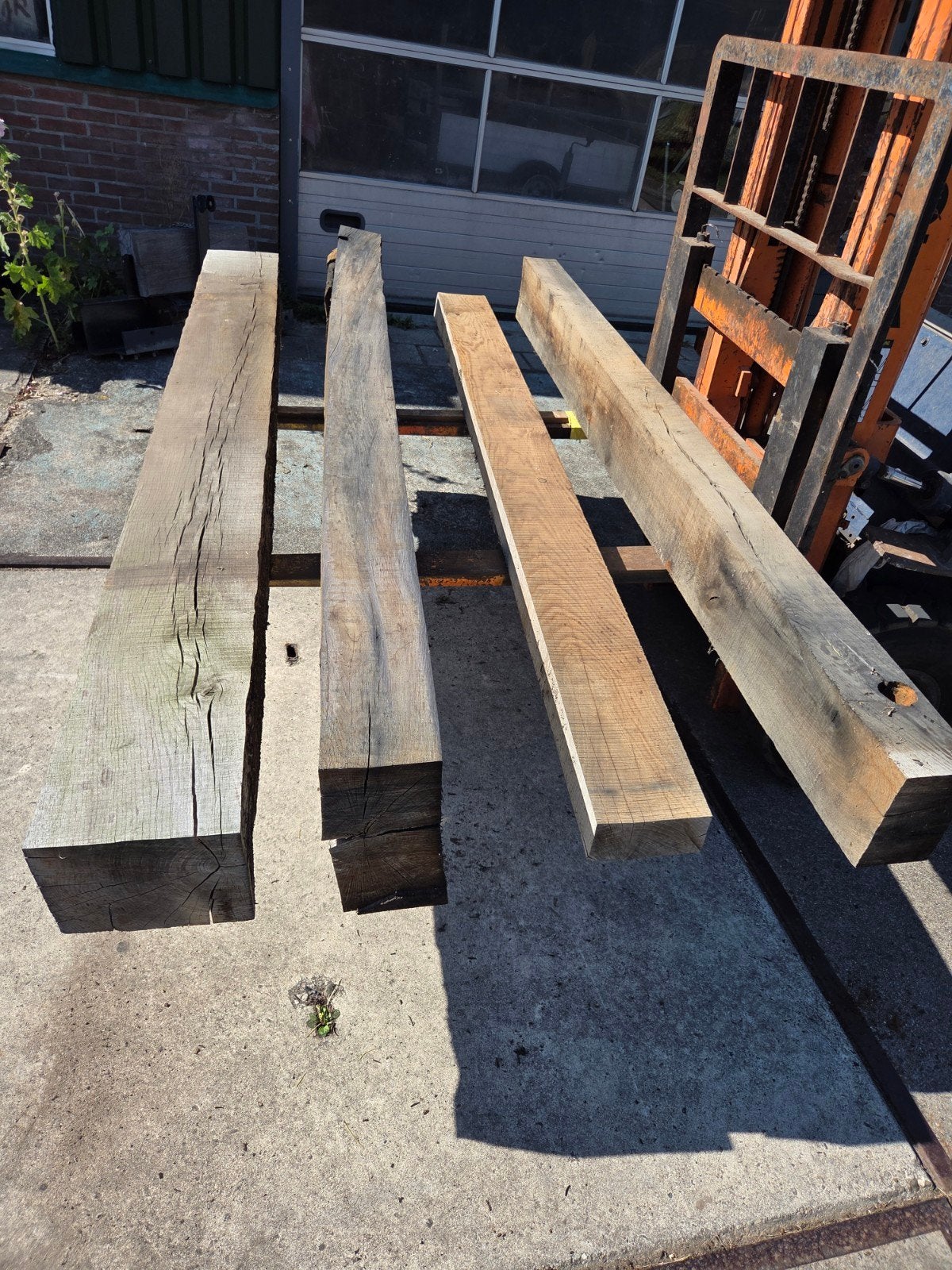 4 rustiek eiken balken, Ophalen, 250 cm of meer, Balken