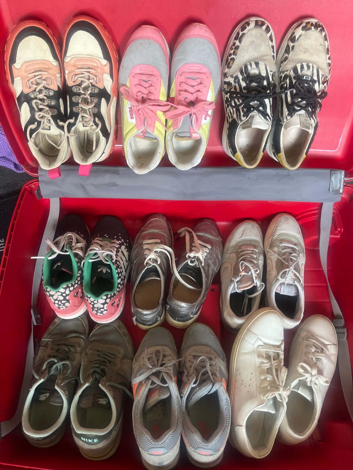 TEAB! Gedragen merkschoenen: 3x maat 39, 6x maat 40, Kleding | Dames, Schoenen, Ophalen, Overige kleuren, Sneakers of Gympen, Gedragen