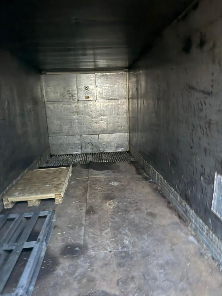 20ft oude koelcontainer - oudere staat - af Dokkum, Ophalen