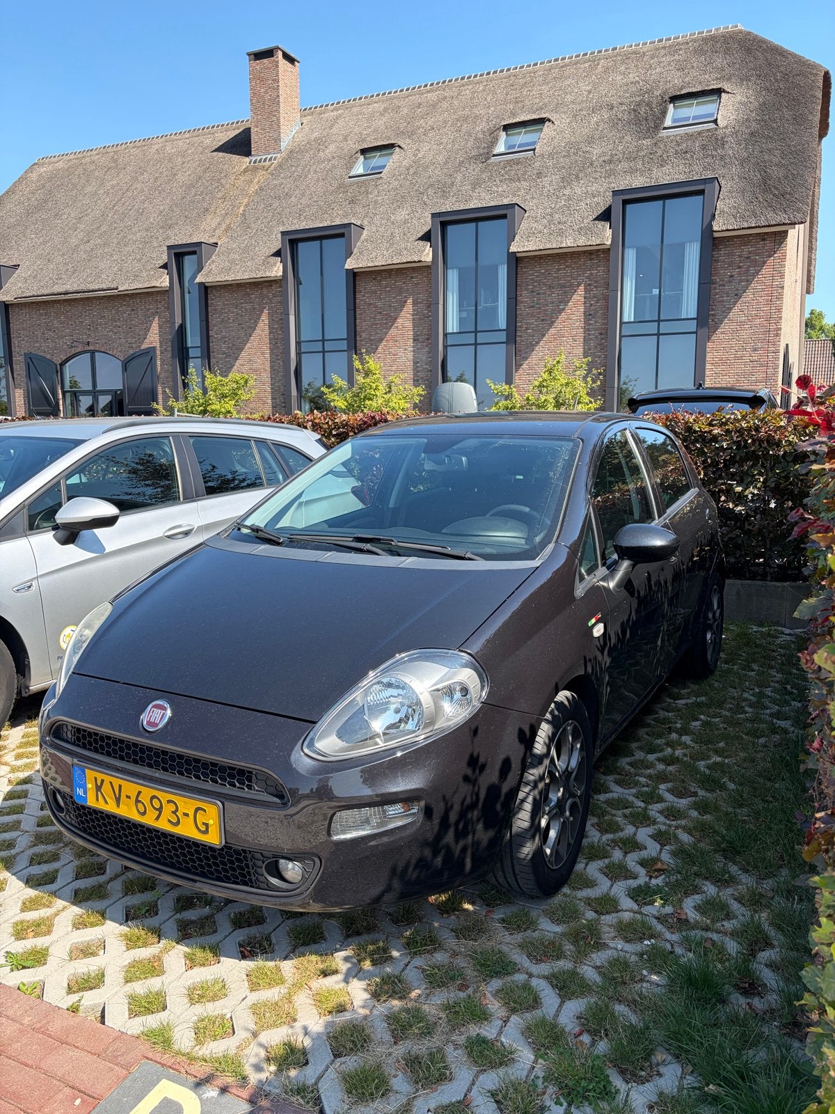Fiat Punto 0.9 Twinair 74KW 5DR 2016 Zwart, Auto's, Voorwielaandrijving, Origineel Nederlands, Handgeschakeld, 26 km/l