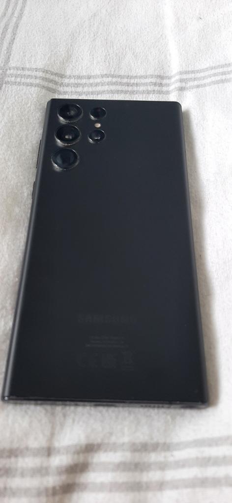 S22 Ultra: 

​Samsung Galaxy S22 Ultra 256GB - Defect LCD, Overige modellen, Ophalen of Verzenden, Zo goed als nieuw, Zonder simlock