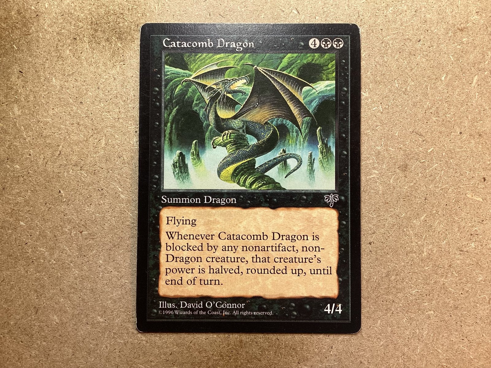 1x Catacomb Dragon (Good), Ophalen of Verzenden, Gebruikt, Losse kaart