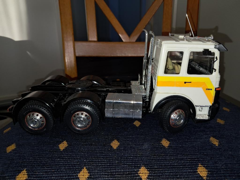 MAN F2000, Ophalen of Verzenden, Gebruikt, Bus of Vrachtwagen, Overige merken