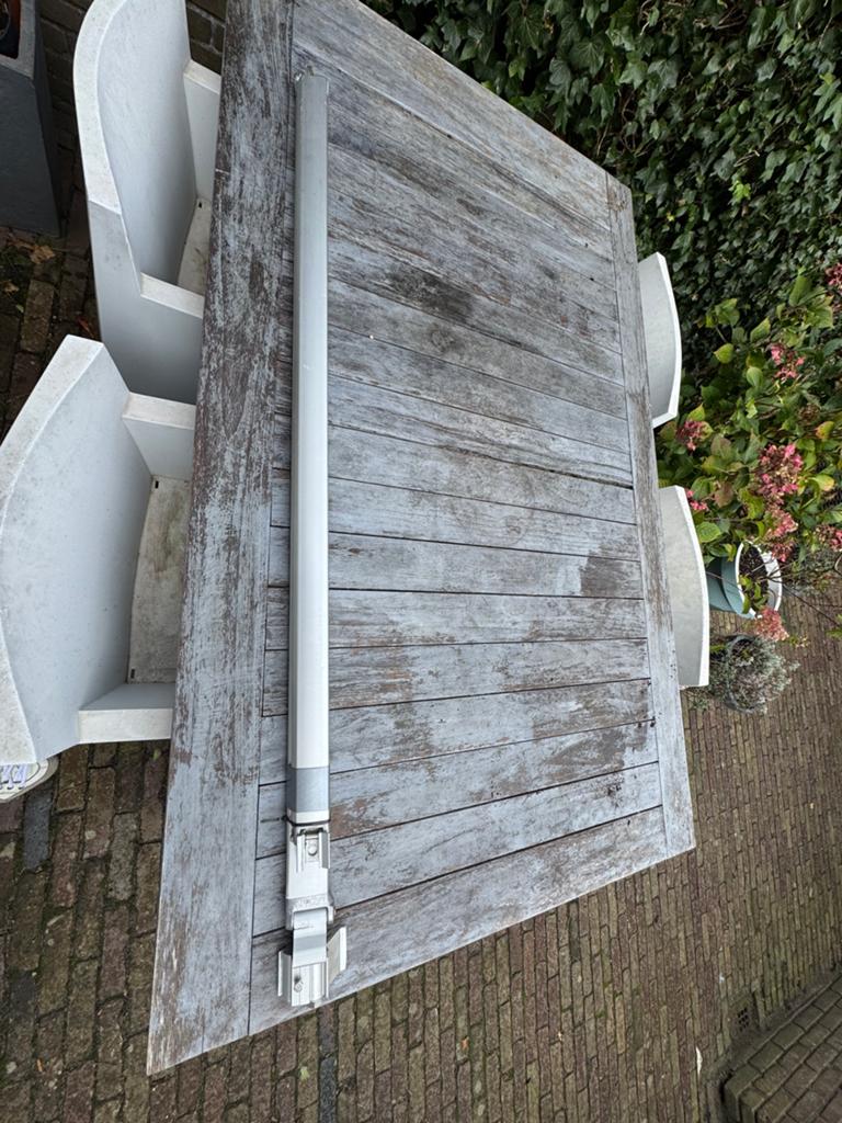 Thule Omnistor 5000/2 knikarm rechts, Ophalen, Gebruikt