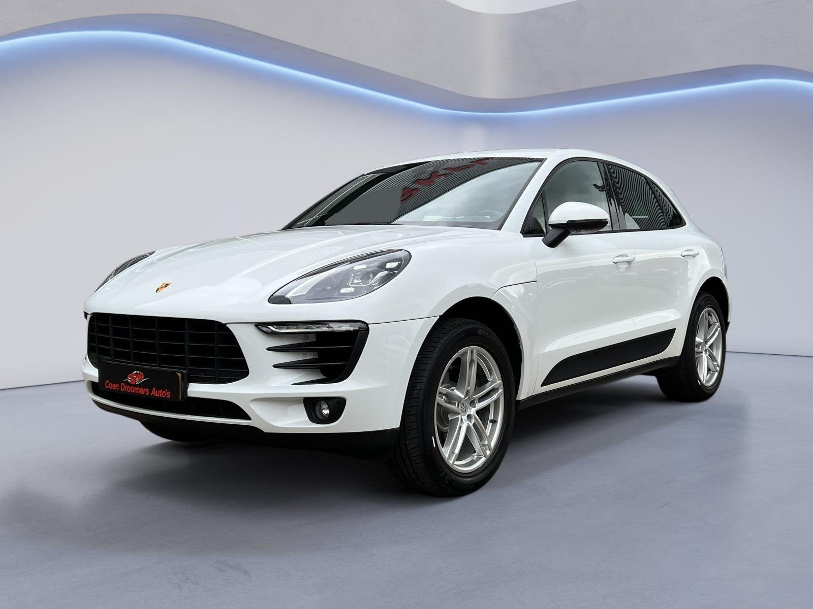 Porsche Macan 2.0 /Keyless/Stoel-Stuur en achterbank verw/Bi, Automaat, Gebruikt, 4 cilinders, Wit