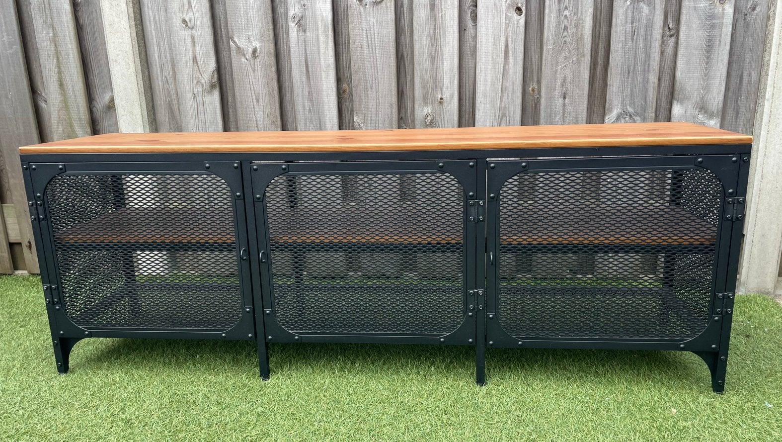 Ikea Fjällbo Industriële TV-kast/dressoir, Ophalen, 100 tot 150 cm, Zo goed als nieuw, Minder dan 100 cm