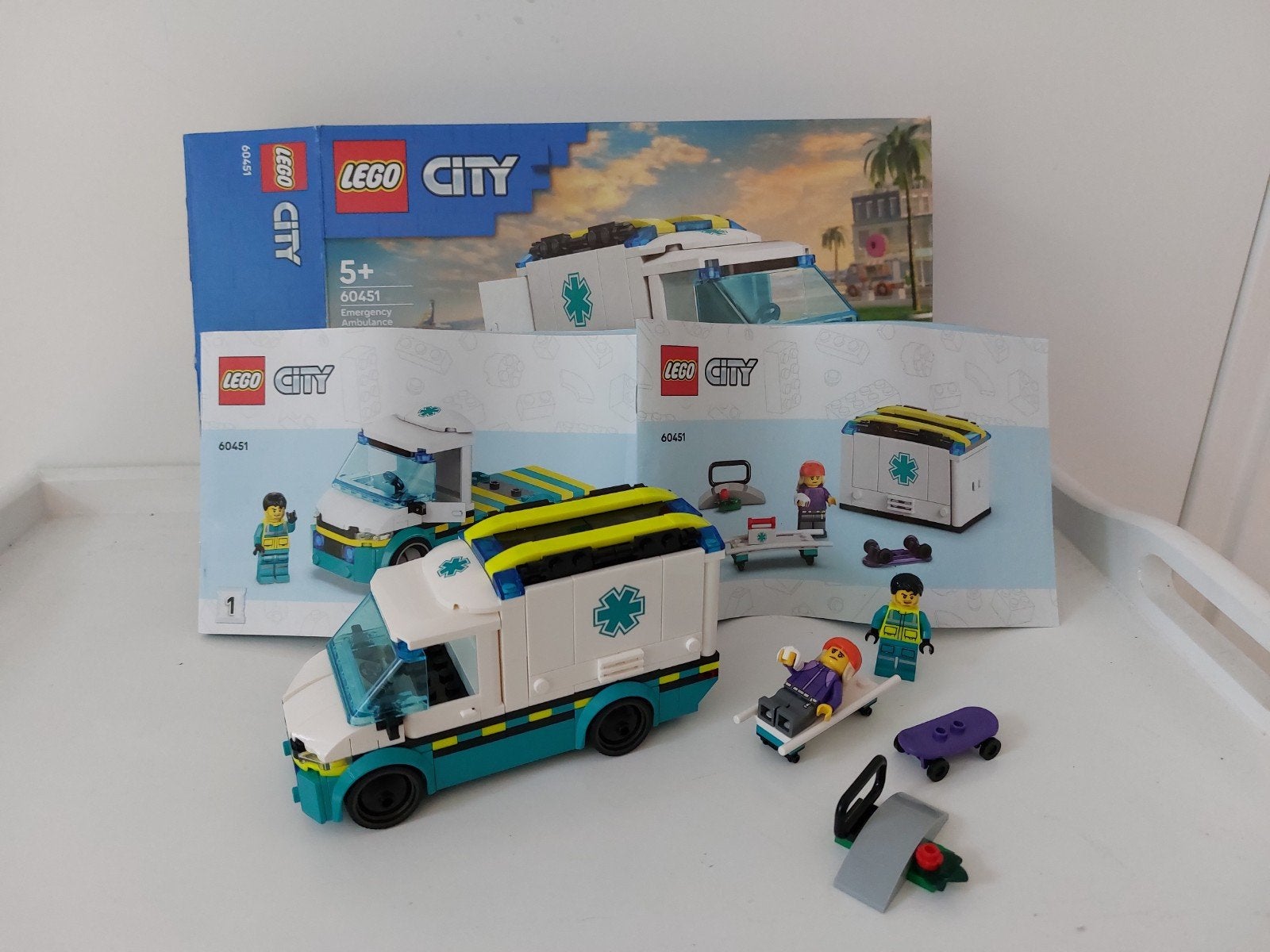 Lego City 60451 Emergency Ambulance ziekenauto, City, Inclusief instructies, Gebruikte blokjes met nopjes, Lego