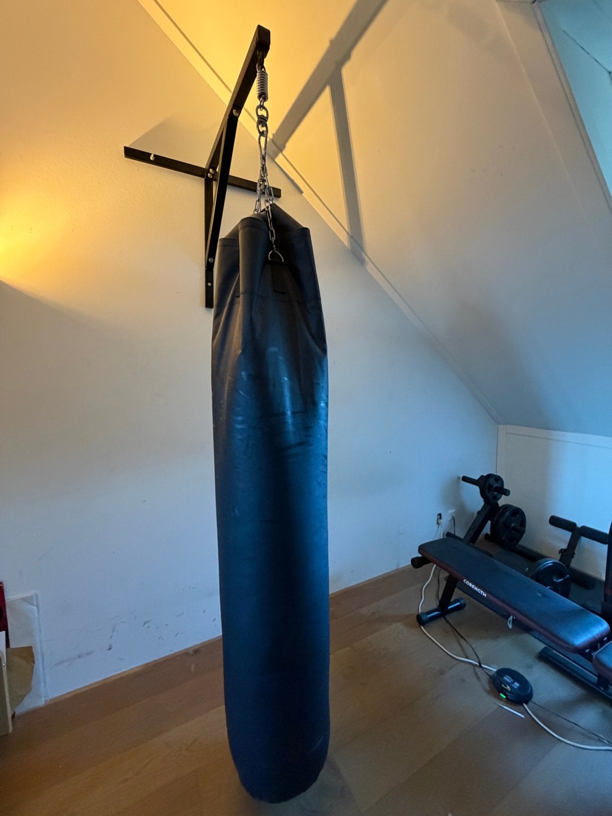 Bokszak (1.80m)  met muurbeugel, Ophalen, Gebruikt, Bokszak
