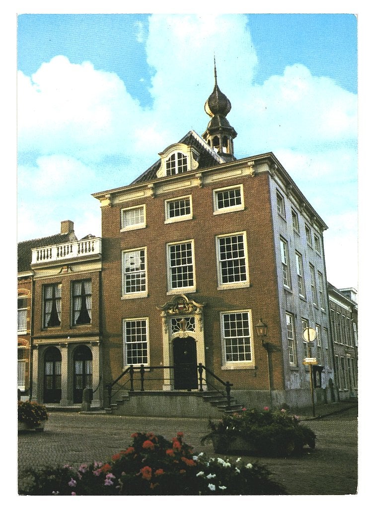41246 Buren 481 Gld Stadhuis Nette oude kaart Onbeschreven