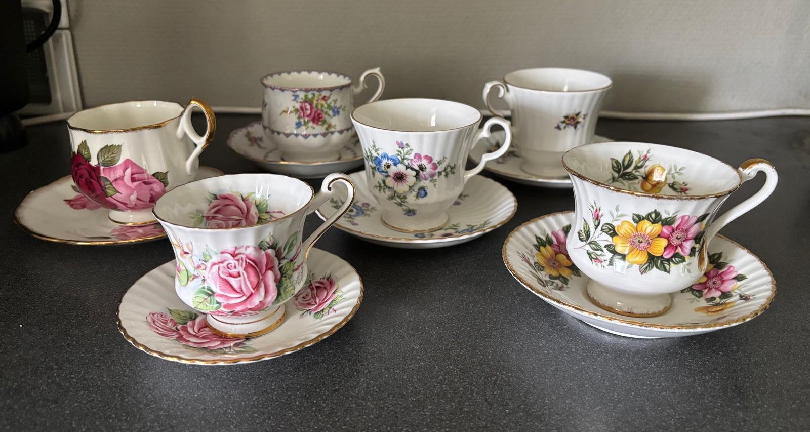 Servies, Ophalen, Zo goed als nieuw, Overige stijlen, Kop(pen) en/of Schotel(s)