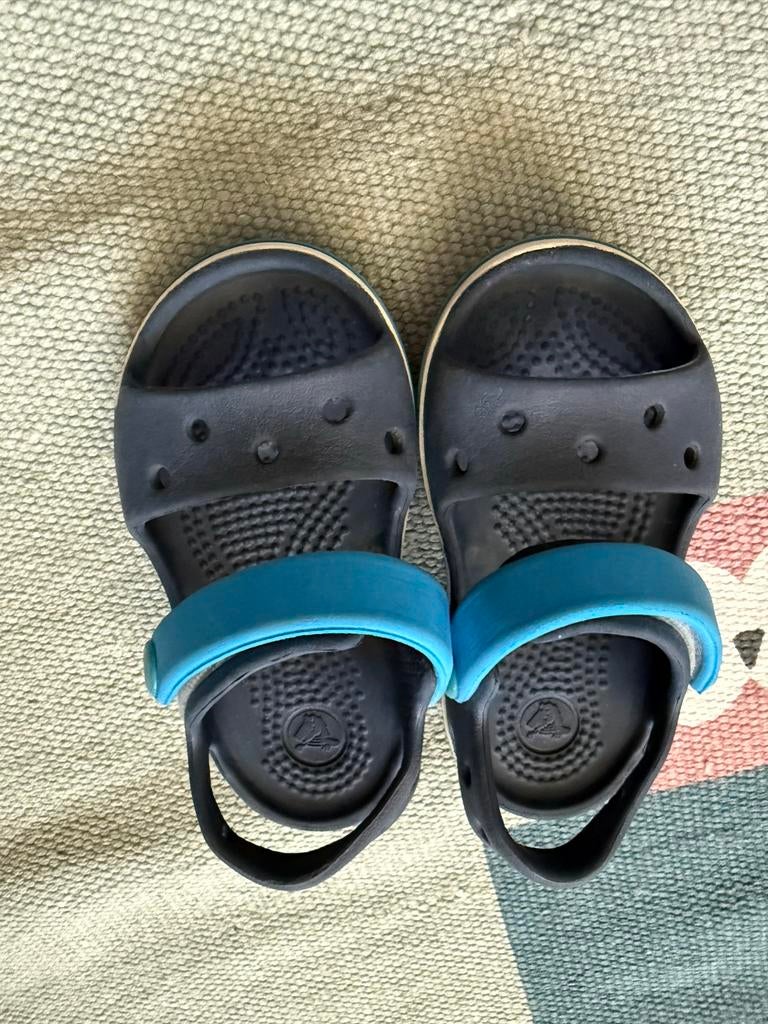 Crocs sandalen voor kinderen - Maat 20/21, Kinderen en Baby's, Kinderkleding | Schoenen en Sokken, Jongen of Meisje, Schoenen