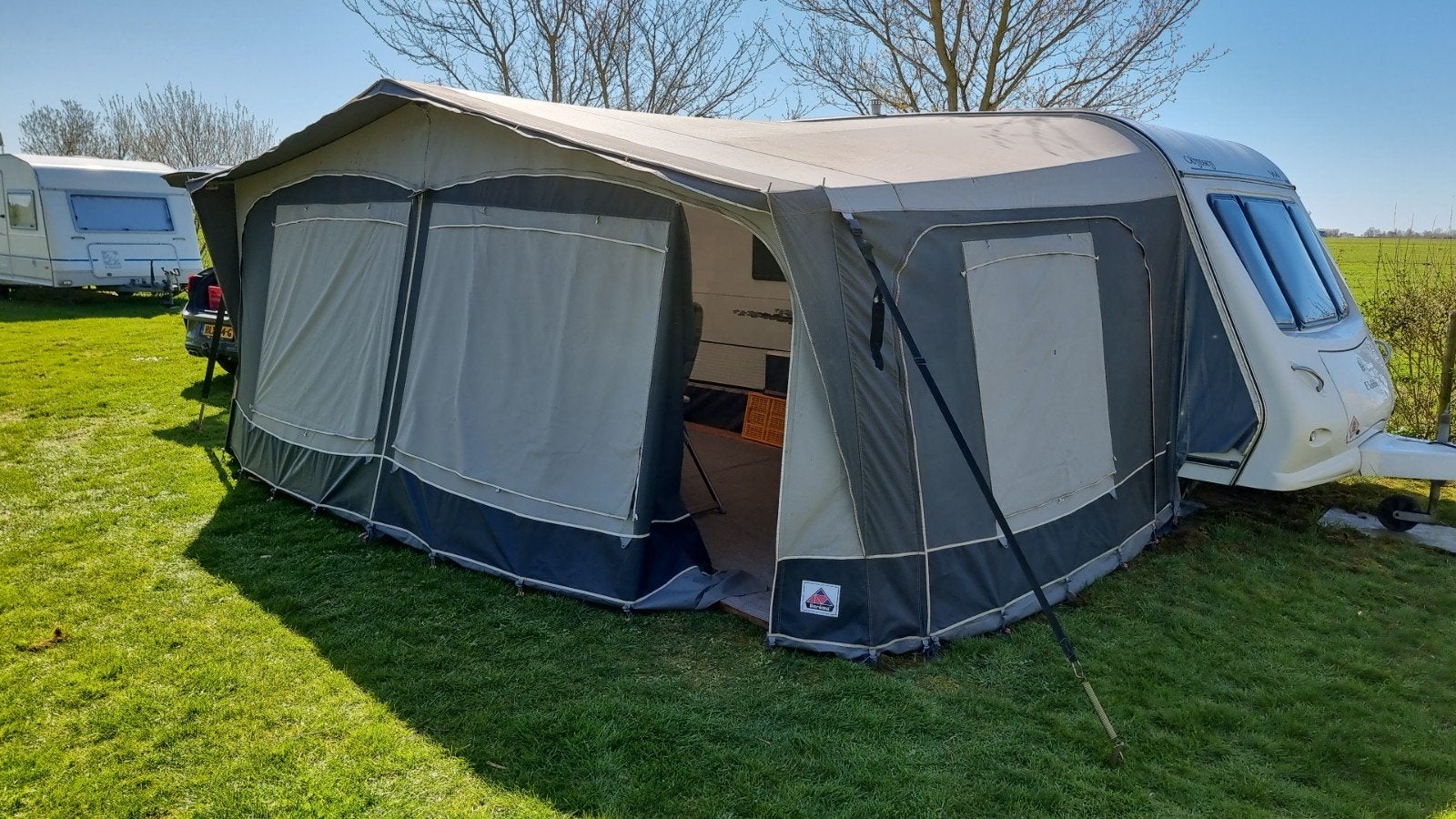 ELDDIS Odyssey 544, Caravans en Kamperen, Caravans, Particulier, tot en met 4, 1250 - 1500 kg, Standaardzit, Elddis, Frans bed