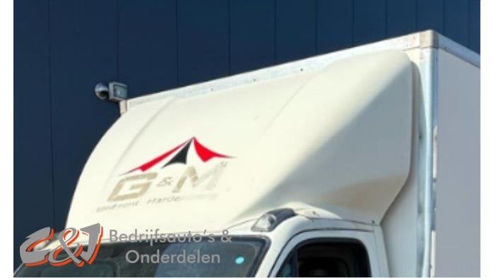 Dakspoiler van een Iveco Daily