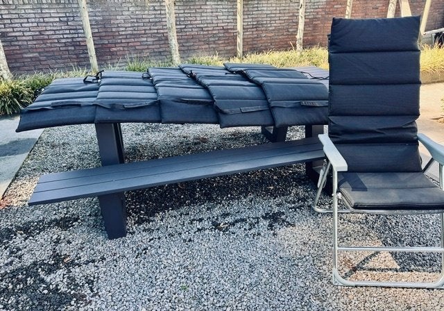 Zes zwarte all weather kussens voor tuinstoelen, Ophalen, Zo goed als nieuw
