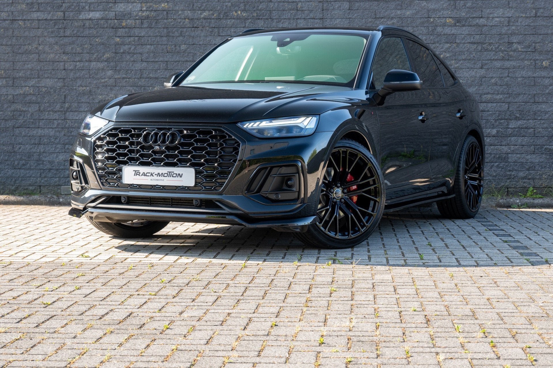 Audi Q5 Sportback 55 TFSI e S Black & Black LUCHTVERING, Auto's, Automaat, Gebruikt, Zwart, 4 cilinders