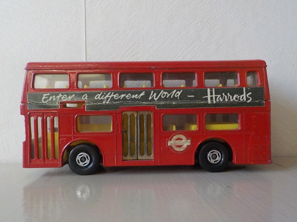 The Londoner K15 van Matchbox / Lesney Super Kings, Ophalen of Verzenden, Zo goed als nieuw, Bus of Vrachtwagen, Matchbox