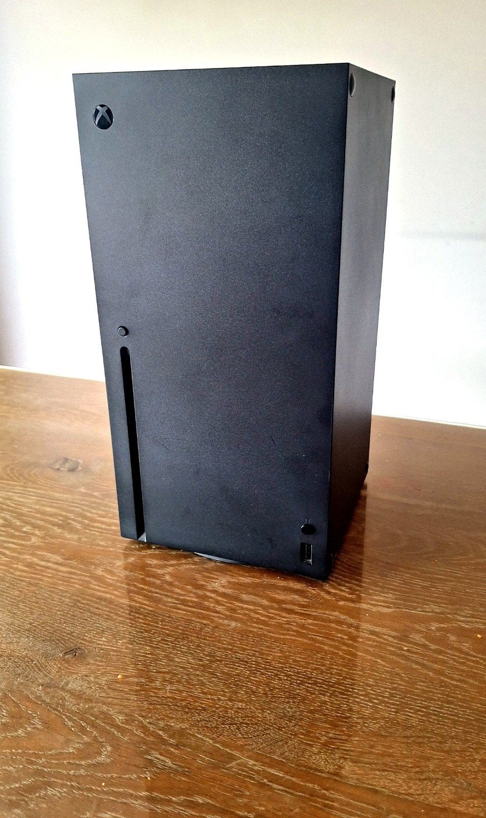 Foto 3 van Xbox Series X 1TB - 2 controllers +oplaadstation en kabels!