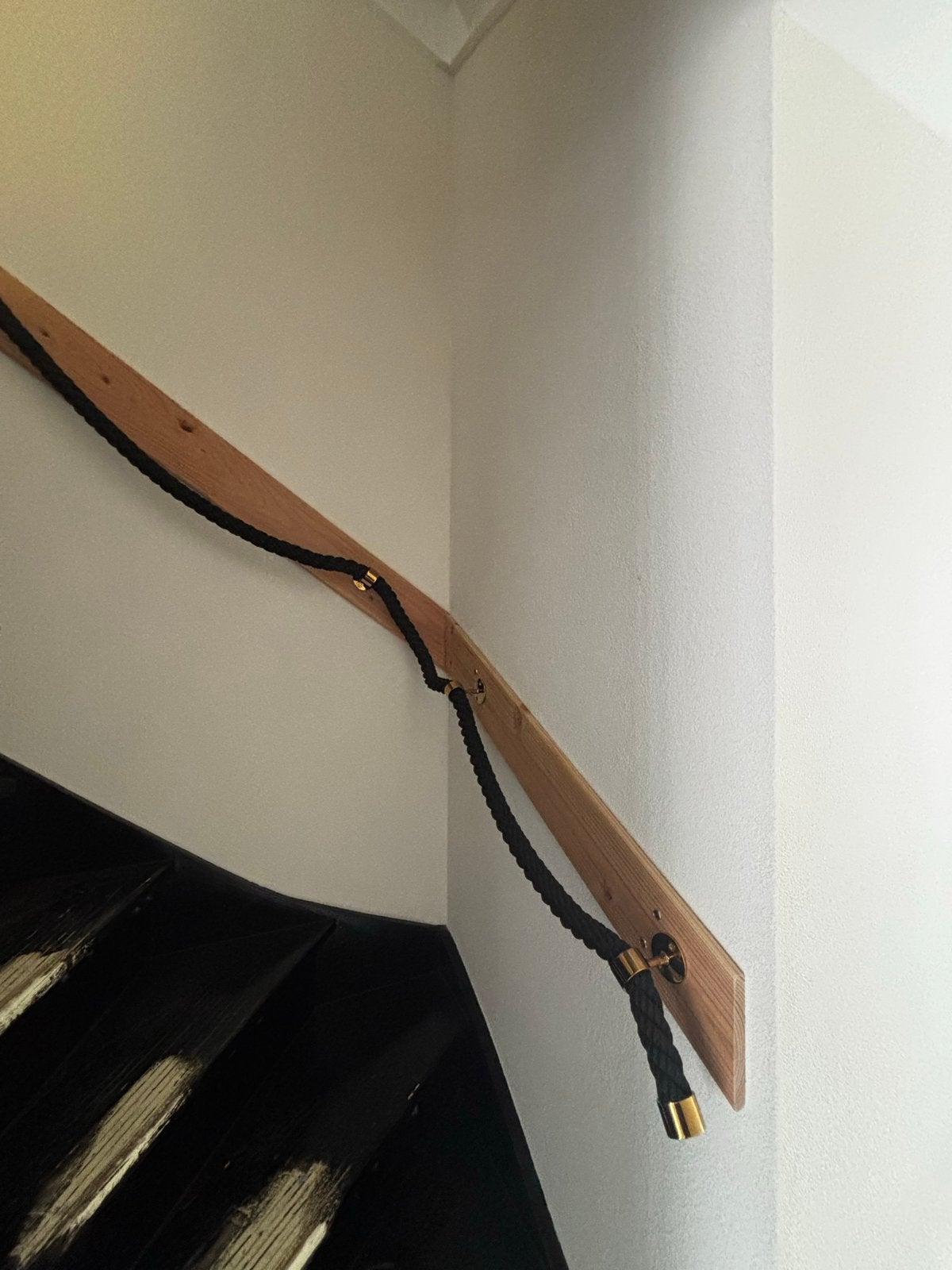 Unieke touw trapleuning met houten bevestiging, Ophalen, Gebruikt