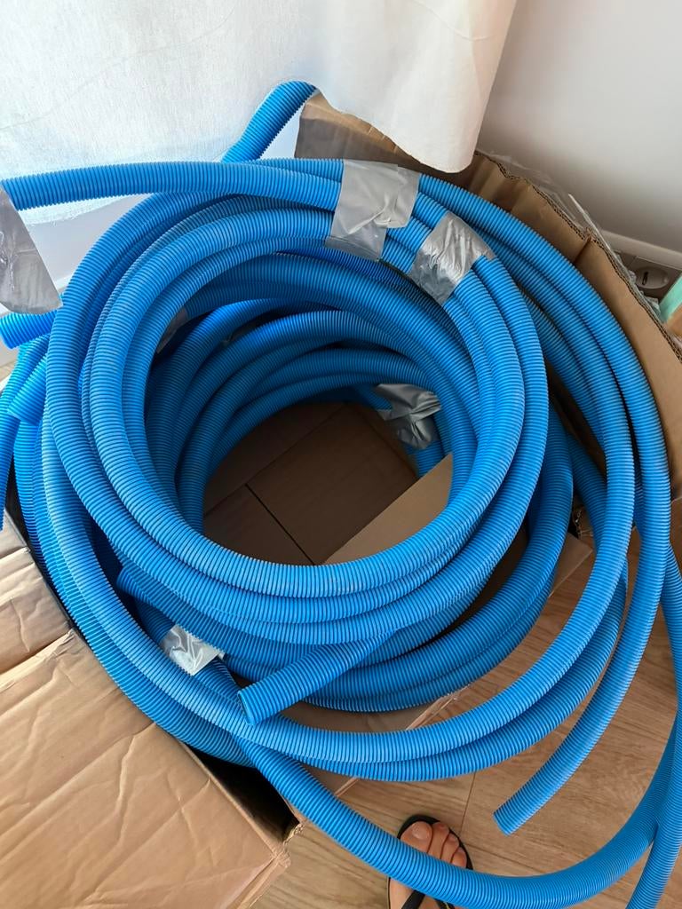 Blauwe pvc mantelbuizen, Ophalen, Pvc, Zo goed als nieuw, Minder dan 2 meter