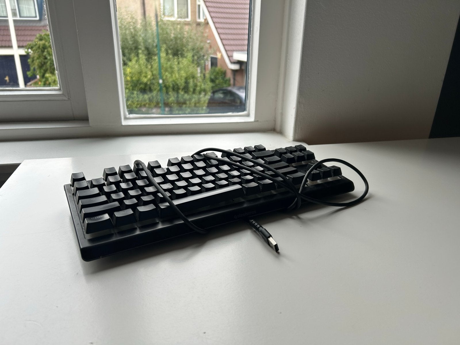 Steelseries toetsenbord met LED verlichting en USB poort, Computers en Software, Toetsenborden, Ophalen, Gebruikt, Qwerty, Bedraad