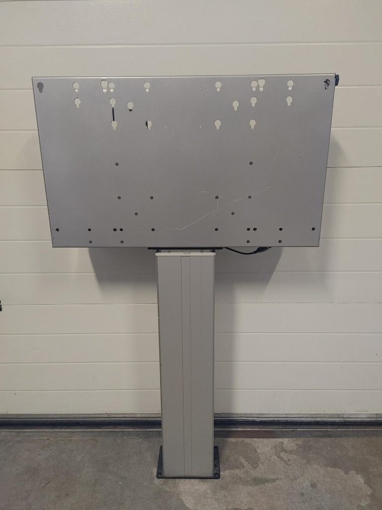 Smart Metals XL tv lift, Ophalen, Gebruikt