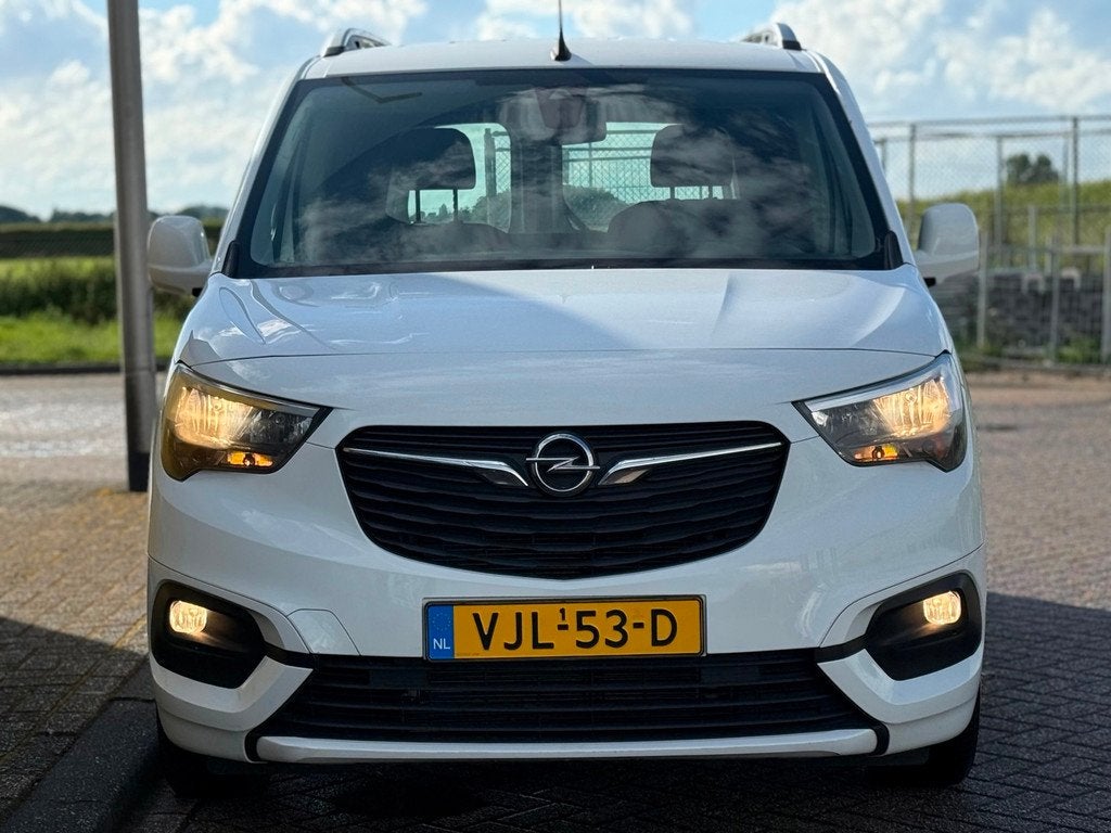 Opel Combo 1.5D Bj 2021 130PK Automaat Airco Pdc LM-Velgen E, Euro 5, Stof, Gebruikt, 4 cilinders