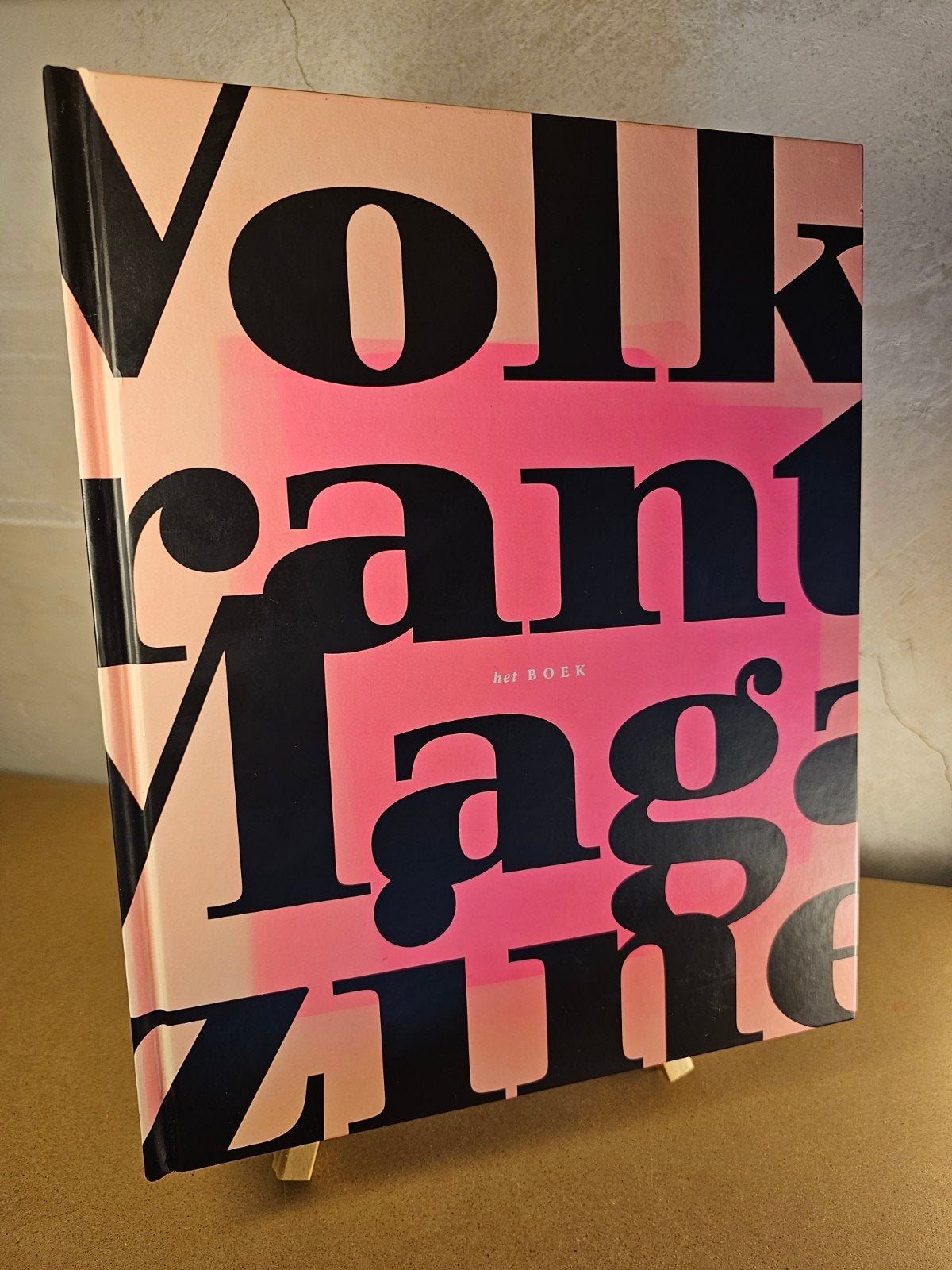 Volkskrant Magazine - het boek (25 jaar covers en interviews, Ophalen of Verzenden