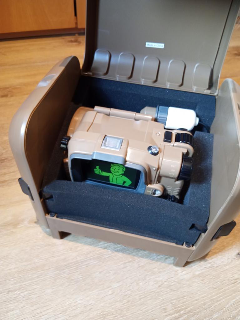Pit-Boy Fallout 4 collectors edition, Ophalen of Verzenden, Zo goed als nieuw