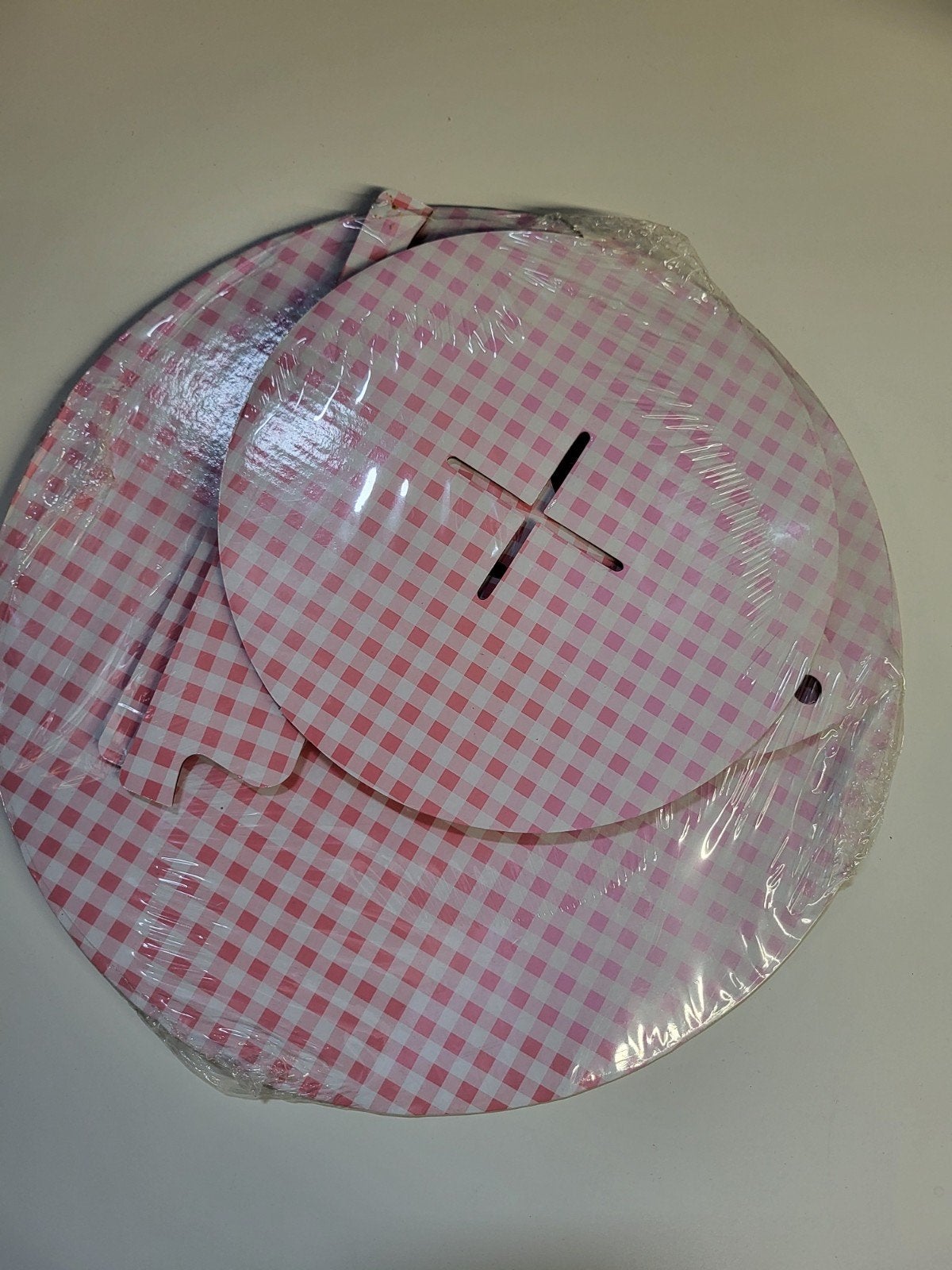 Kartonnen cupcake stand, Ophalen of Verzenden, Kringloop Laares, Kringlooplaares128@gmail.com, Minkmaatstraat 126
