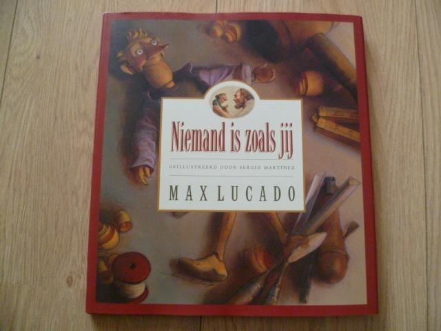 Max Lucado - Niemand is zoals jij HC, Ophalen of Verzenden, Zo goed als nieuw, Astrologie, Achtergrond en Informatie