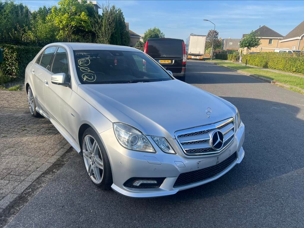 Mercedes E klasse E350 cdi w212 AMG ZONDER MOTOR, Auto's, Automaat, Euro 5, Achterwielaandrijving, Zwart