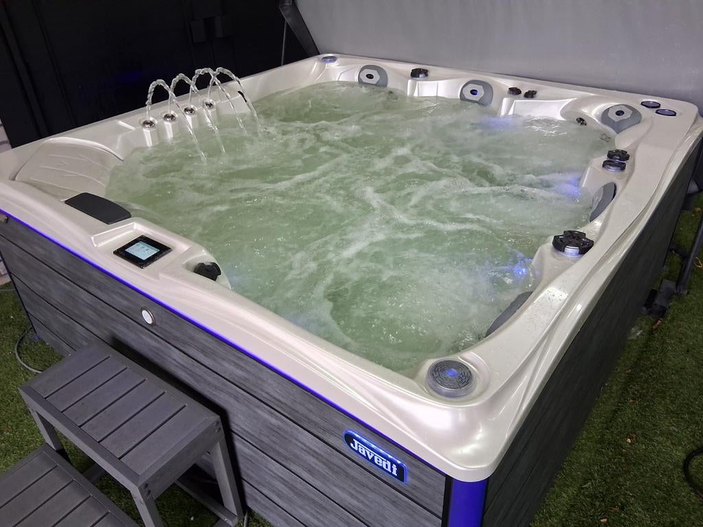 Balboa NIEUWE UNIEKE  jacuzzi 122 jets direct leverbaar, Ophalen of Verzenden, Nieuw, Filter