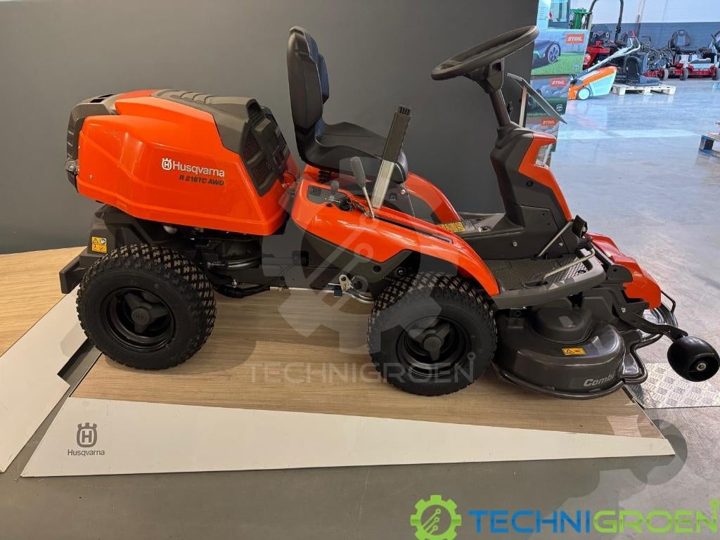 Husqvarna R 216TC AWD Rider frontmaaier 103cm! zitmaaier