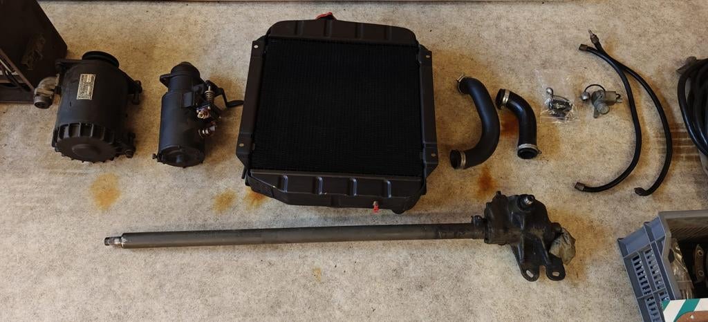 nieuwe voorraad nekaf onderdelen, Ophalen