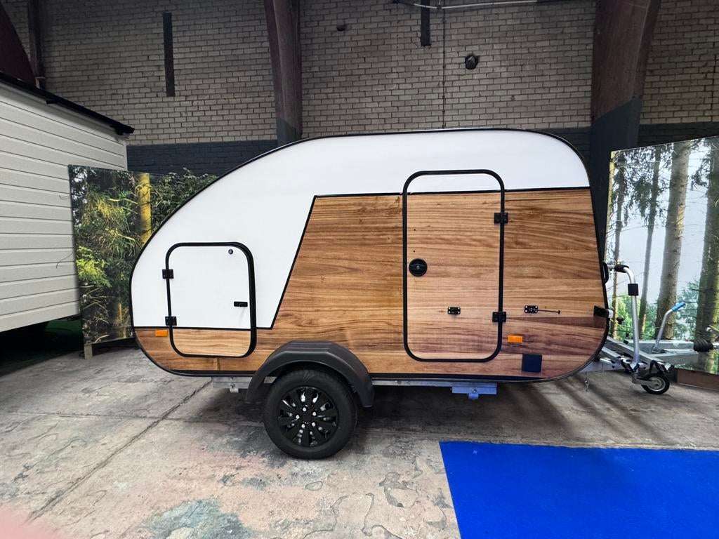 Excelsior 300 lifestyle compacte caravan, met zonnepaneel!, Caravans en Kamperen, Caravans, Overige merken, Tot en met 2, Bedrijf